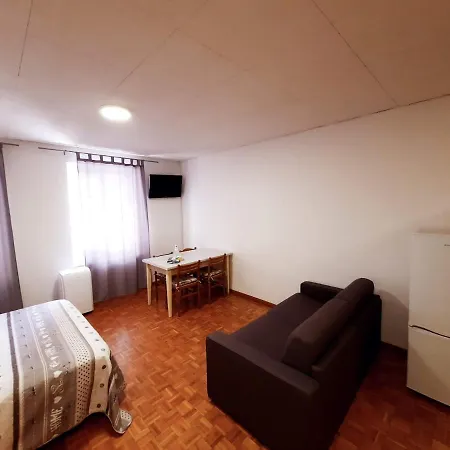 Adler Apartment *