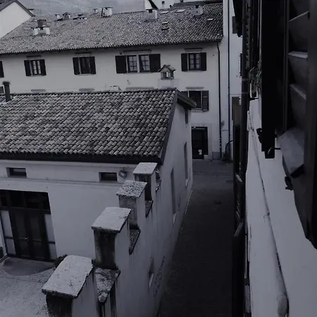 Adler Apartment *